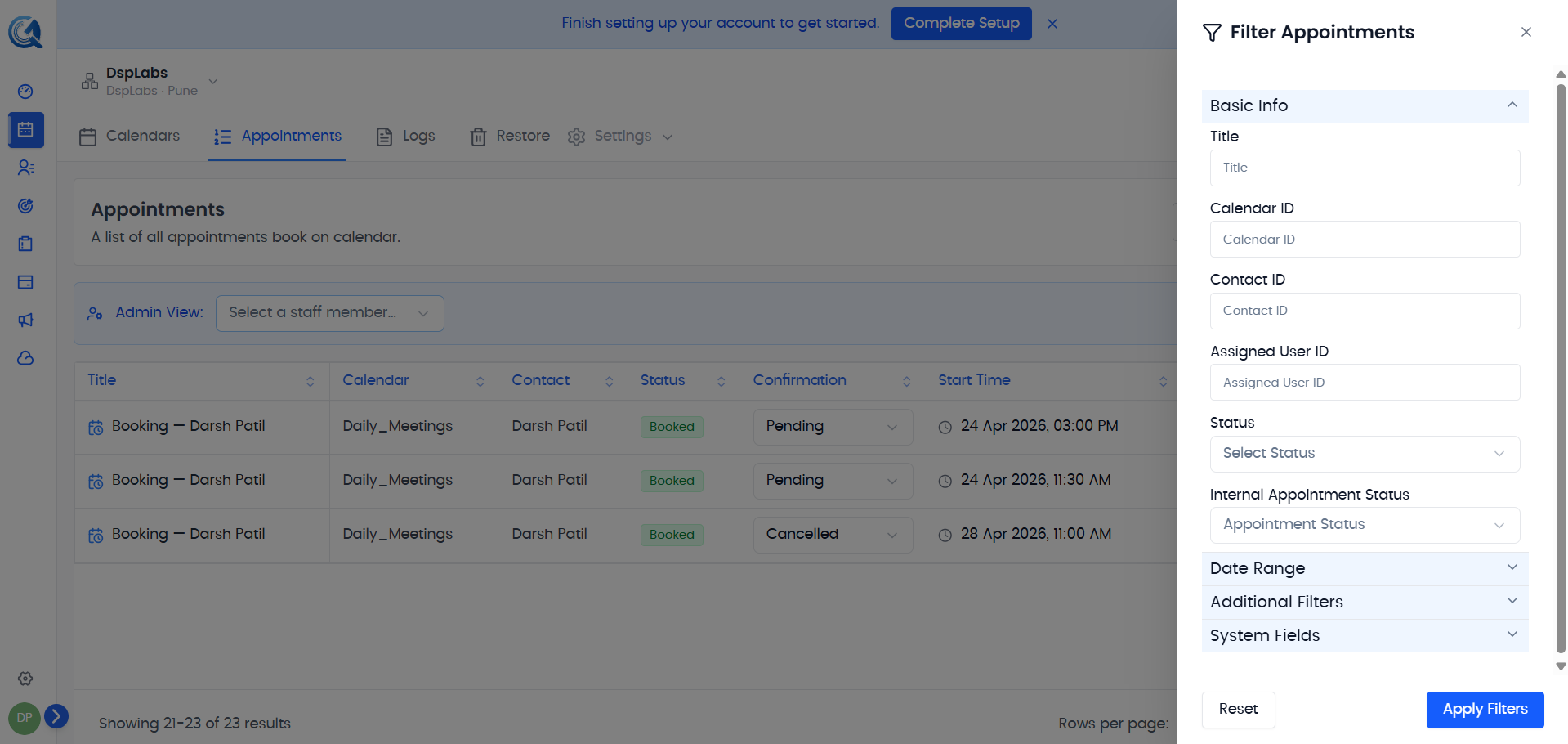 Filter panel on the right side with dropdowns for calendar, status, and date range